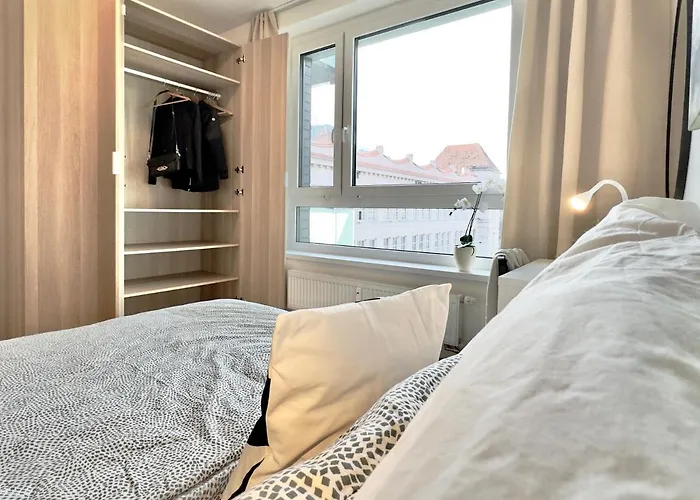 Yarn - Free Private Parking - Balcony With View - Shopping Mall Appartamento Bratislava