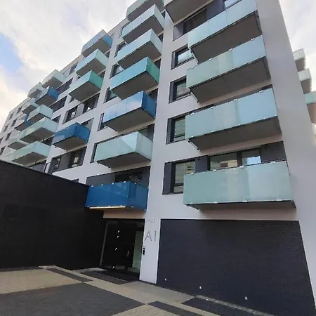 Yarn - Free Private Parking - Balcony With View - Shopping Mall شقة *